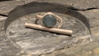 Natursteinschmuck -T-Ring mit Aquamarinstein