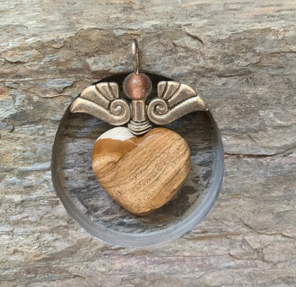 Natursteinschmuck -Edelstein Herz - Engelanhänger - Landschaftsjaspis